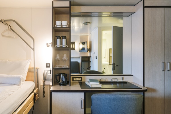 Hurtigruten Expeditions MS Fram SD - Clara Tuma and Hurtigruten 1.JPG